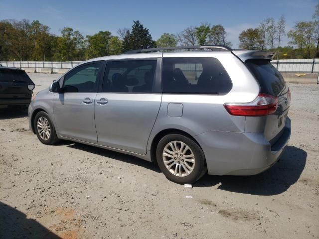 2015 Toyota Sienna XLE