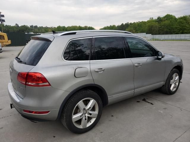 2011 Volkswagen Touareg Hybrid