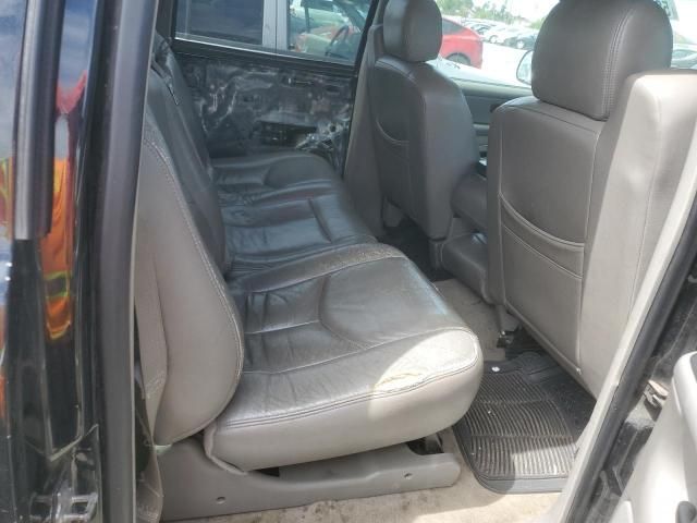 2005 Chevrolet Suburban C1500