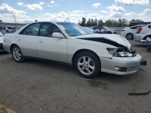 2000 Lexus ES 300