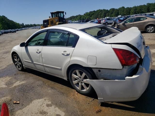 2004 Nissan Maxima SE