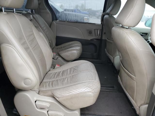 2011 Toyota Sienna XLE