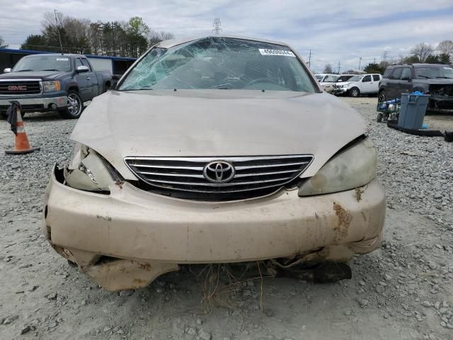 2005 Toyota Camry LE