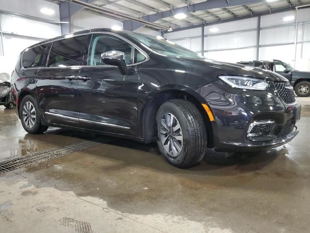 2023 Chrysler Pacifica Hybrid Limited