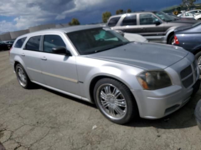 2005 Dodge Magnum SXT