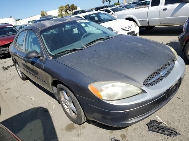 2002 Ford Taurus SE