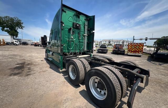 2016 Freightliner Cascadia 125