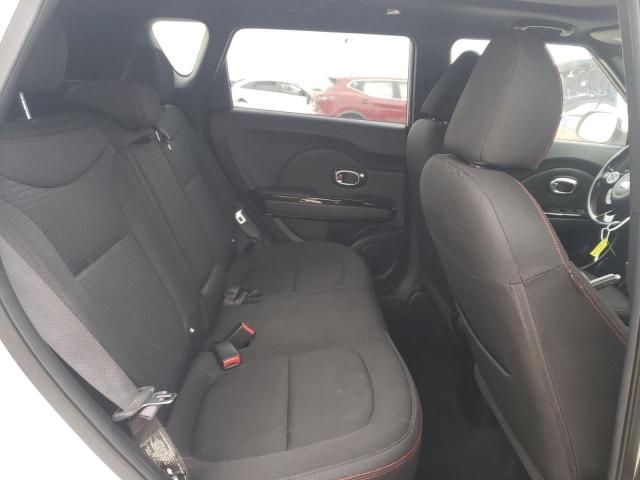 2014 KIA Soul +