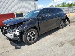 Salvage cars for sale at Lumberton, NC auction: 2022 Toyota Highlander XLE