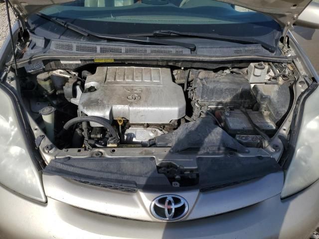 2008 Toyota Sienna XLE