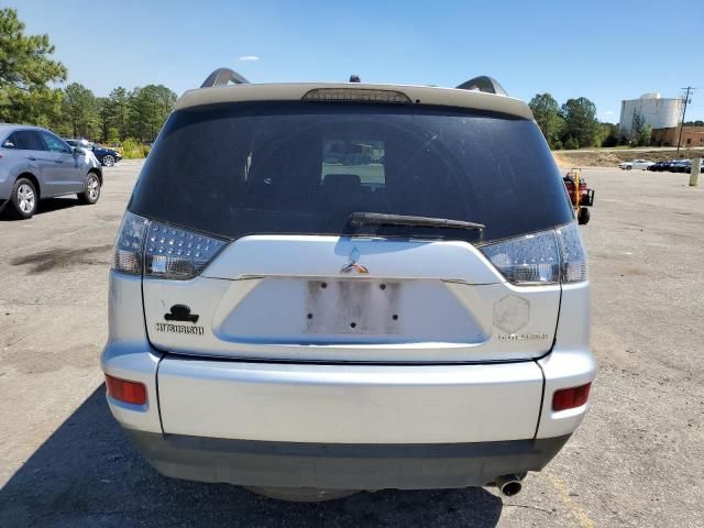 2011 Mitsubishi Outlander SE