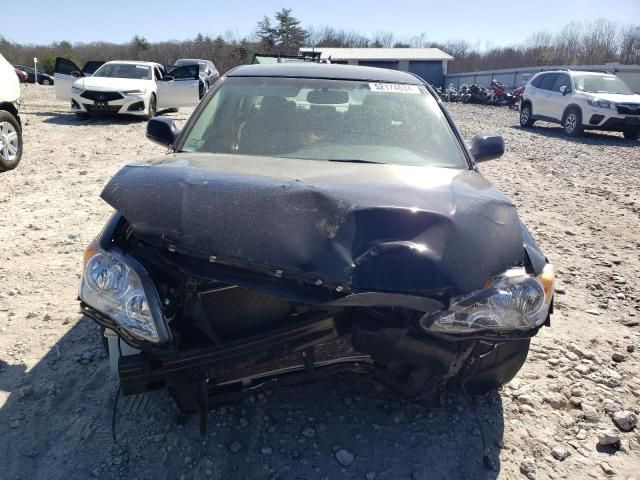 2010 Toyota Avalon XL