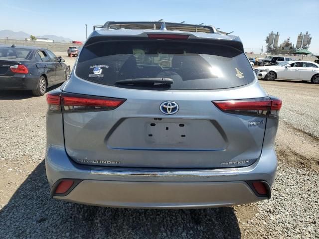 2022 Toyota Highlander Hybrid Platinum