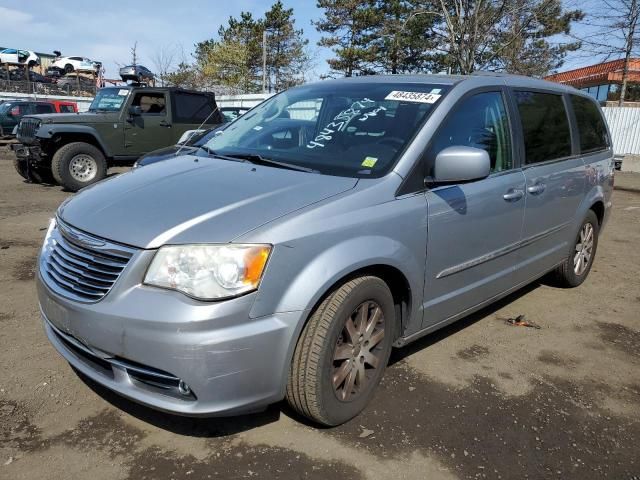 2013 Chrysler Town & Country Touring