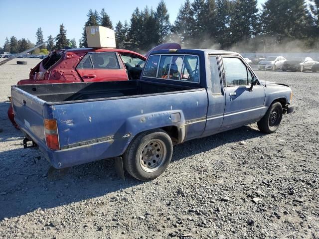 1985 Toyota Pickup Xtracab RN56 SR5