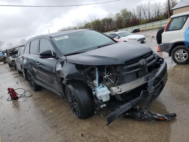 2019 Toyota Highlander SE