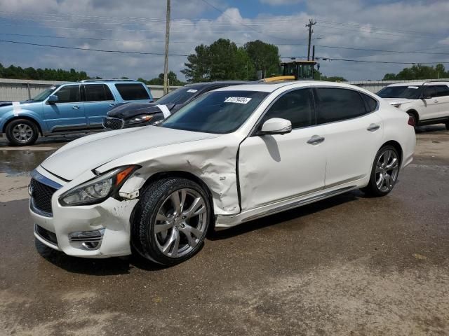 2015 Infiniti Q70 3.7