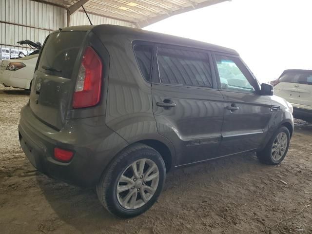 2013 KIA Soul +