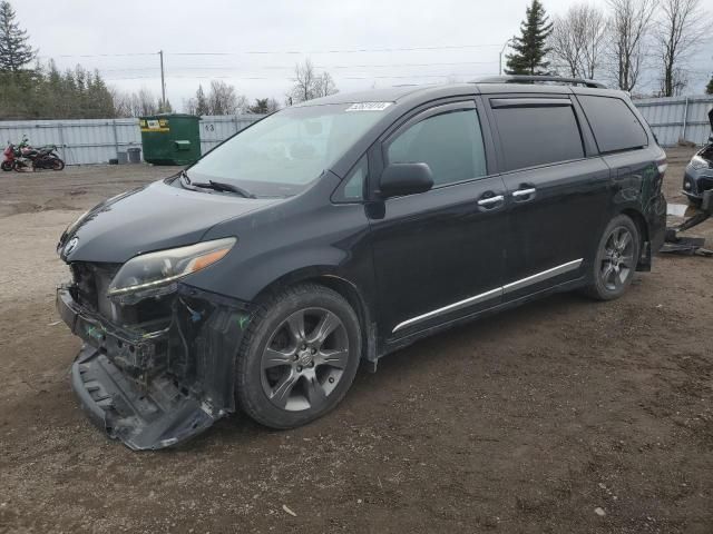 2015 Toyota Sienna Sport