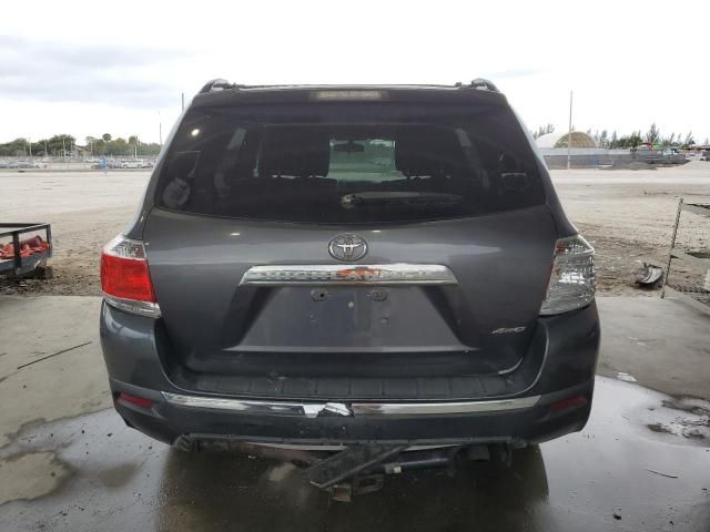 2013 Toyota Highlander Base