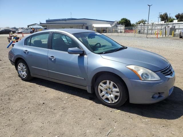 2010 Nissan Altima Base