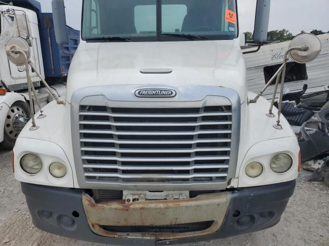 2008 Freightliner Conventional ST120