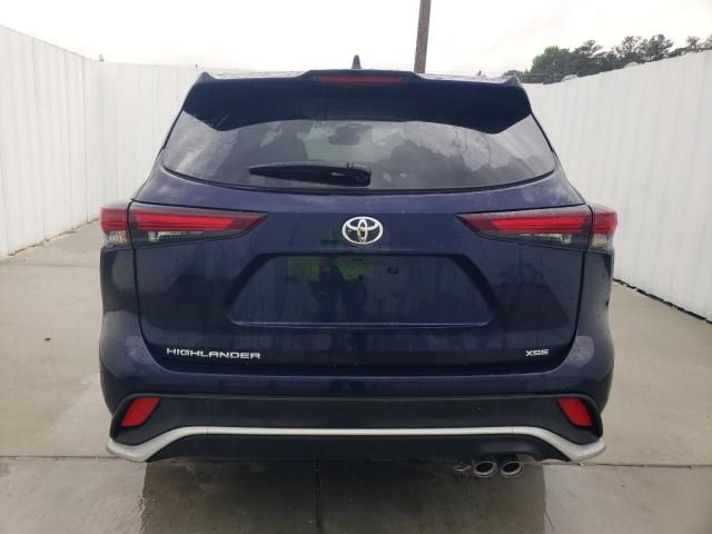 2024 Toyota Highlander LE