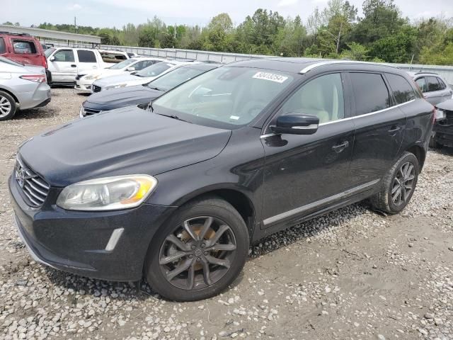 2016 Volvo XC60 T6 Platinum