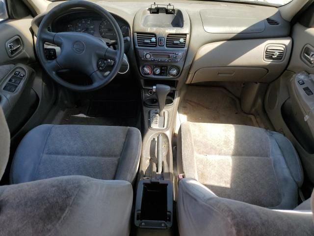 2000 Nissan Sentra Base