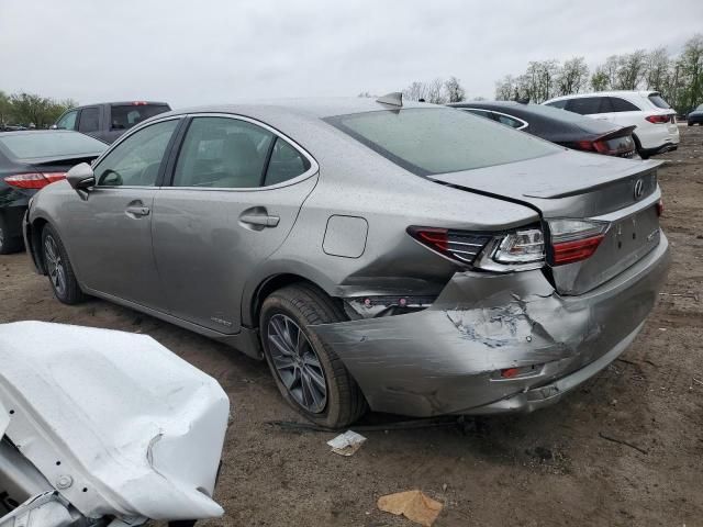 2016 Lexus ES 300H