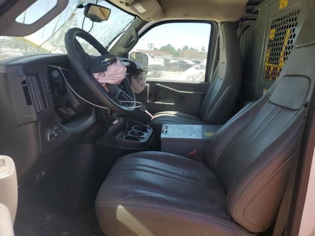 2016 Chevrolet Express G2500