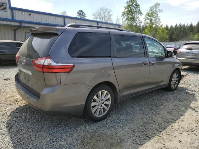 2015 Toyota Sienna XLE