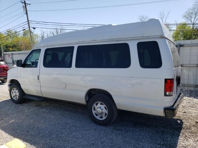 2014 Ford Econoline E350 Super Duty Wagon