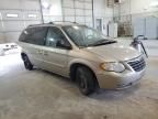 2005 Chrysler Town & Country Touring