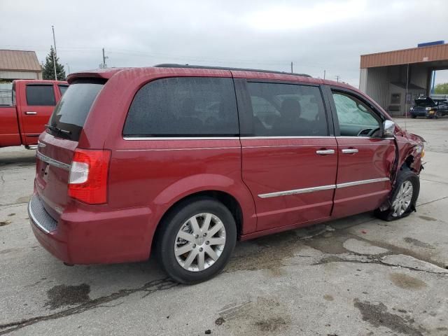 2012 Chrysler Town & Country Touring L