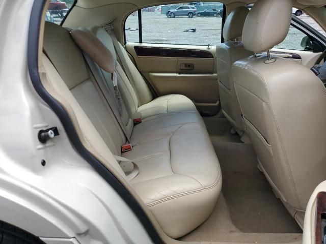 2007 Lincoln Town Car Signature Limited