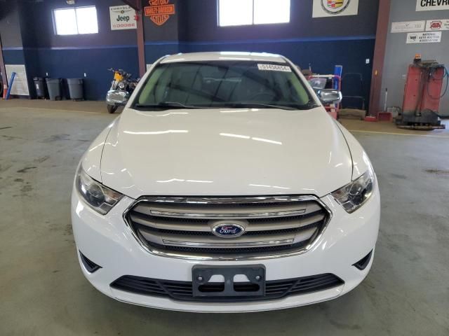 2015 Ford Taurus SE