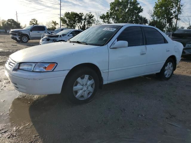 1998 Toyota Camry LE