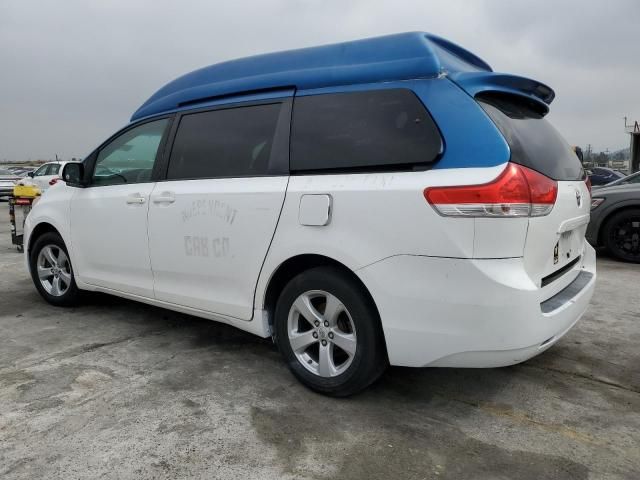 2011 Toyota Sienna LE