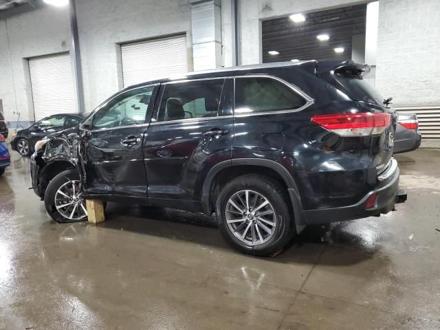 2018 Toyota Highlander SE