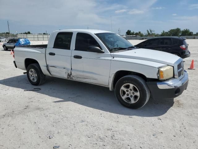 2005 Dodge Dakota Quad SLT