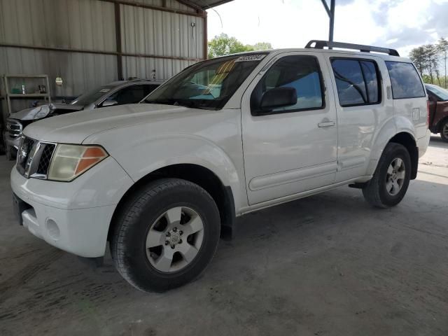 2005 Nissan Pathfinder LE