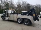 2000 Freightliner Conventional FLD112