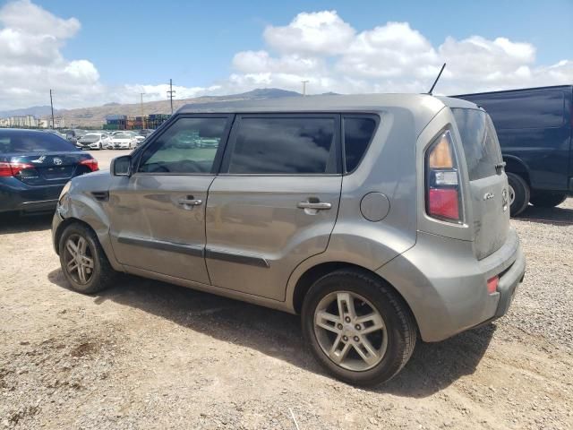 2011 KIA Soul +