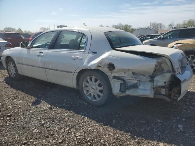 2006 Lincoln Town Car Signature Limited