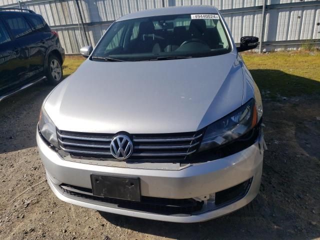 2014 Volkswagen Passat S