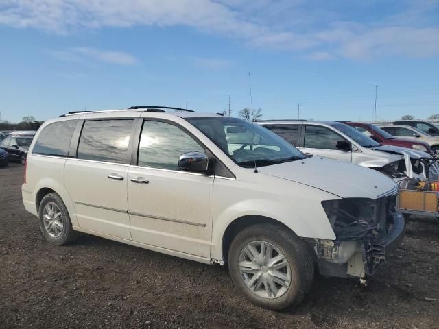 2010 Chrysler Town & Country Limited