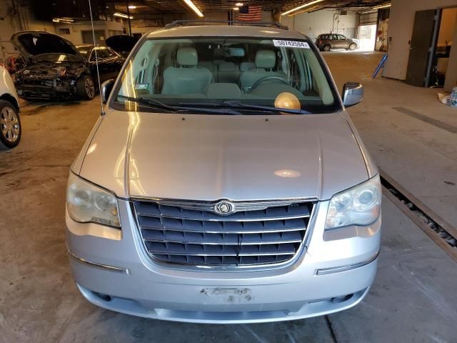 2008 Chrysler Town & Country Limited