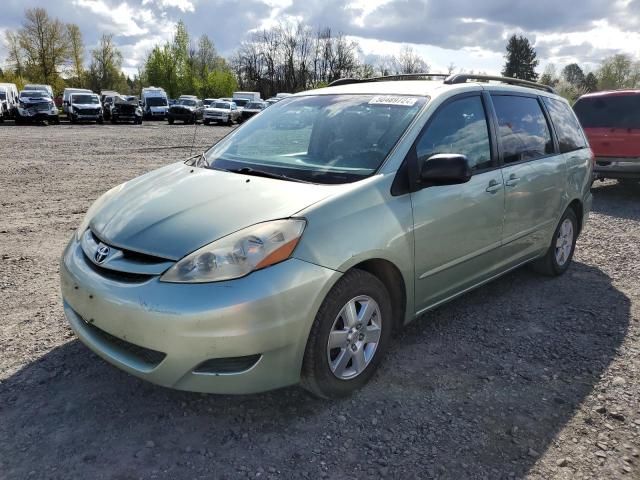 2008 Toyota Sienna CE