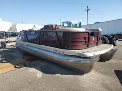 Salvage boats for sale at Moraine, OH auction: 2021 Godfrey Sweetwater